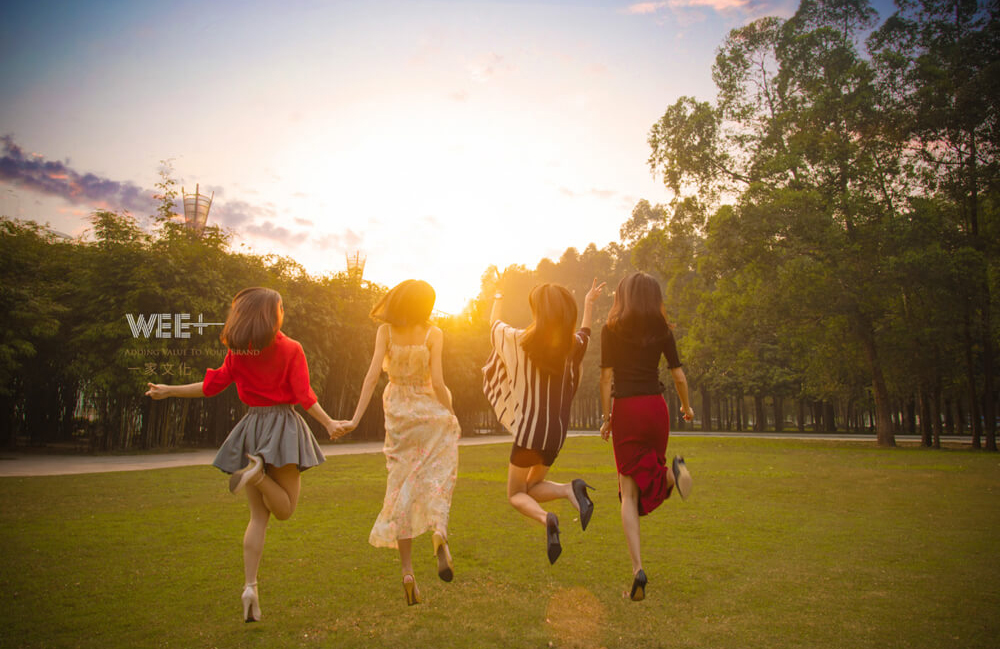灯湖女神
